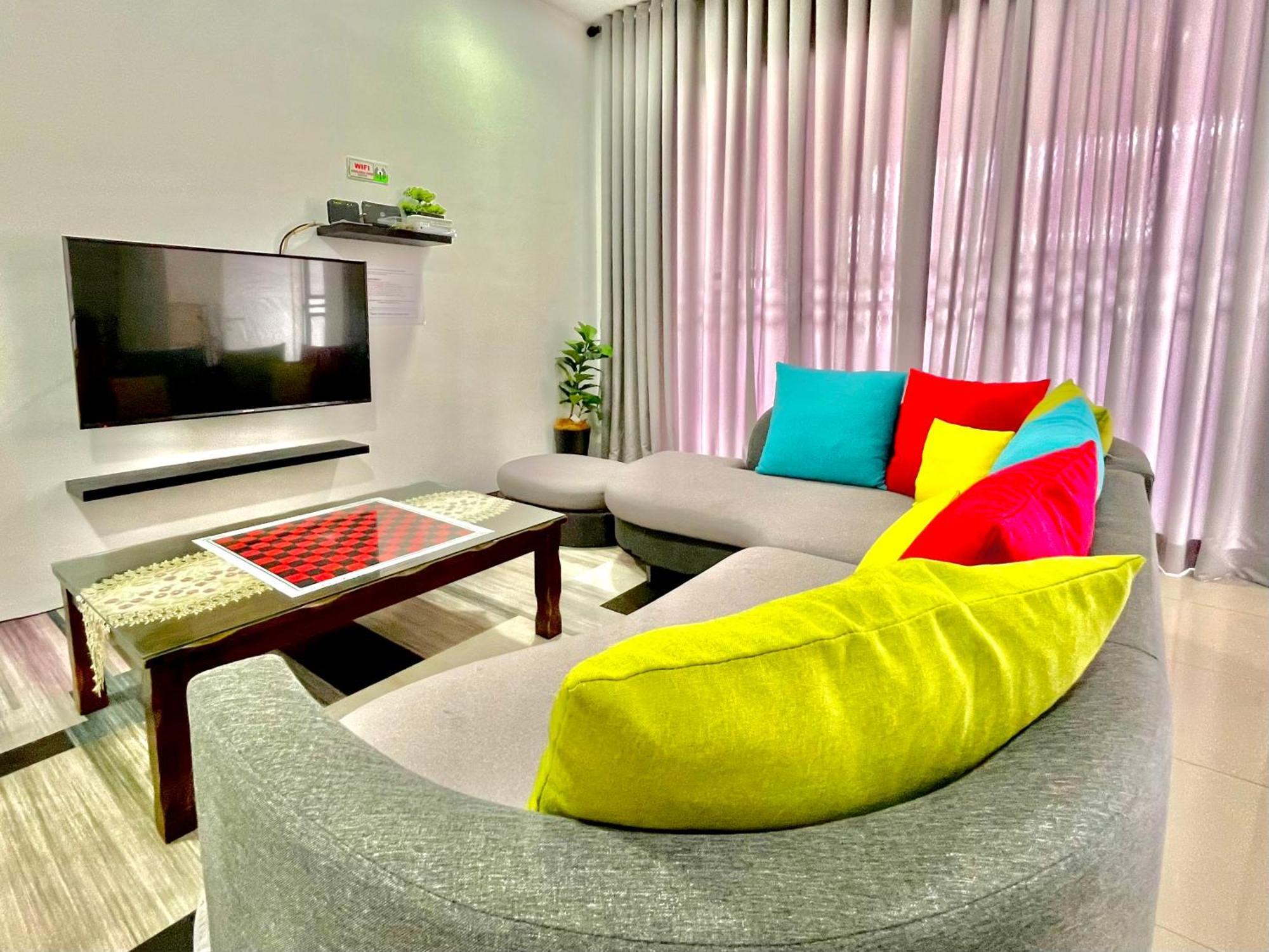 Hanan Homestay Klebang Ipoh With A View Of Mount Korbu, For Musl!M Only!! Luaran gambar